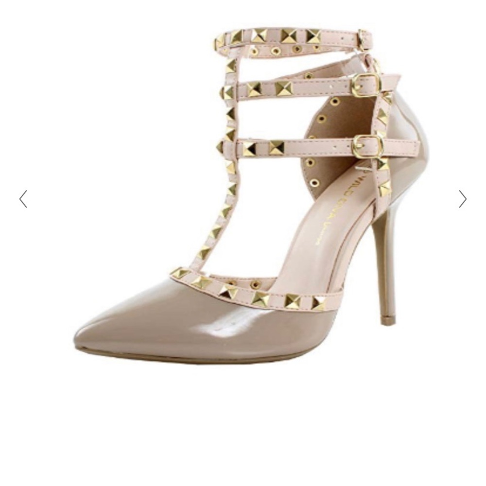 NWT Diva Nude Heels